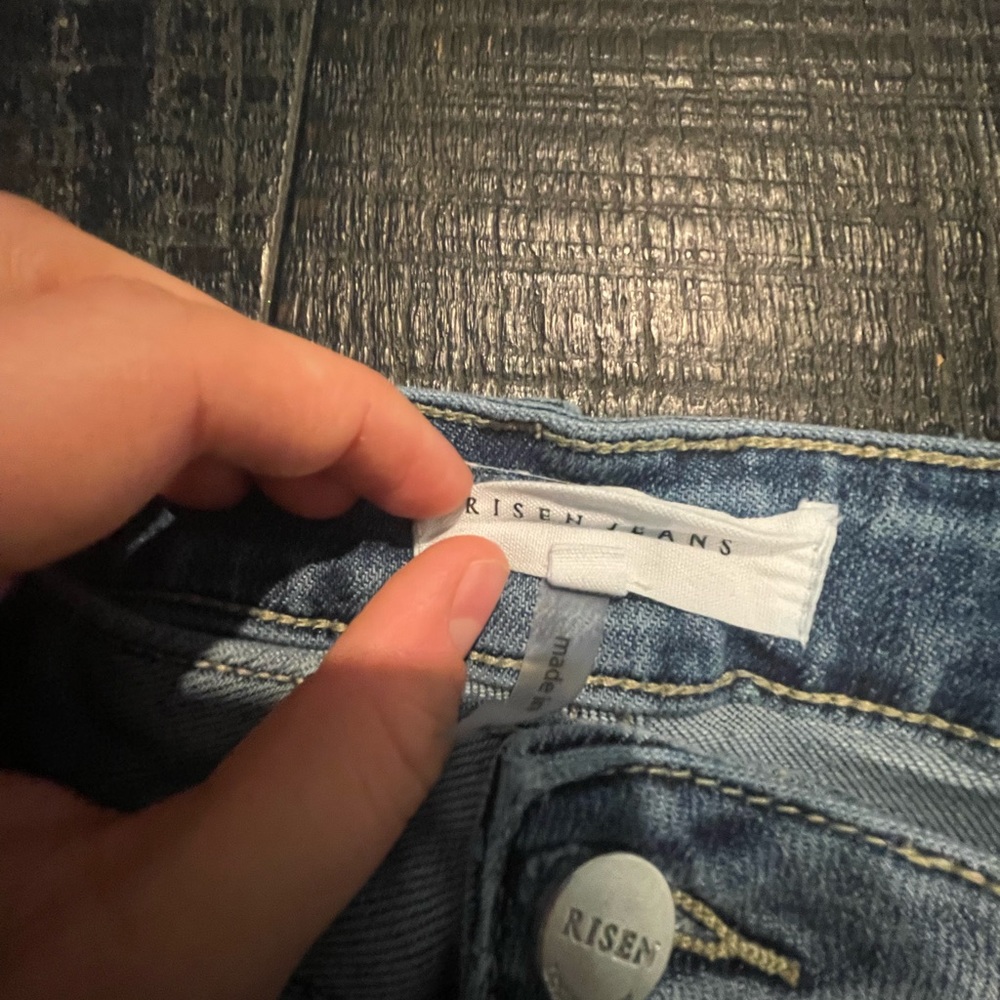 Risen Jeans - Picture 2 of 2